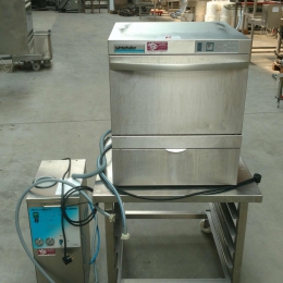 Dishwasher Winterhalter with osmosis unit